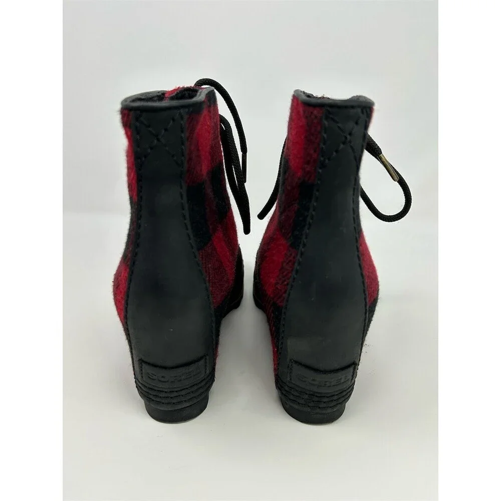 Sorel PDX Wedge Ankle Booties Womens Red Black Plaid Lace Up Lug Sole Size 8.5
